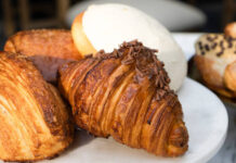 Amand llega a la Roma con un brunch de inspiración francesa entre croissants, desayunos y sobremesas