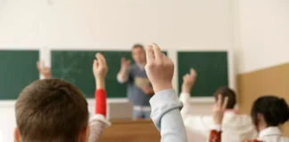 Inglés, pensamiento crítico e IA: las habilidades que marcarán el nuevo ciclo escolar inglés