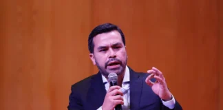 Jorge Álvarez Máynez respalda a Grecia Quiroz en Uruapan y aumenta expectativa política rumbo a 2027 Maynez