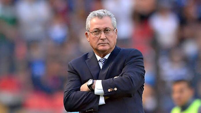 Tigres cambia de técnico- Víctor Manuel Vucetich toma el mando de forma interina Tigres cambia de técnico: Víctor Manuel Vucetich toma el mando de forma interina