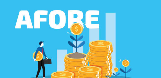 ¿Quieres cambiar de Afore? Rendimiento no es lo único: estos factores debes comparar afore
