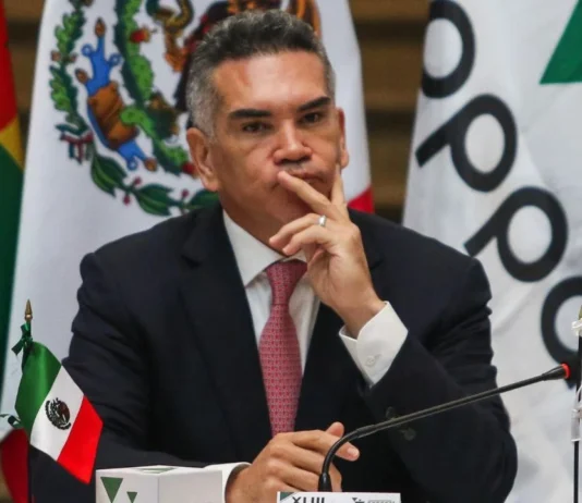 ‘Alito’ Moreno lleva disputa con el INE a Estados Unidos y denuncia a tres consejeros tras medidas contra el PRI alito moreno