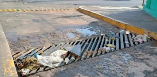Protección Civil pide limpiar coladeras ante lluvias intensas y riesgo de inundaciones en México coladeras