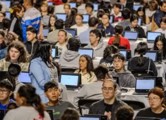 UNAM detecta 22 posibles intentos de trampa en examen presencial de ingreso 2026 examen unam