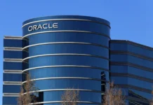 Oracle prepara nuevos despidos tras recortar 21 mil empleos por su transformación hacia la IA Oracle