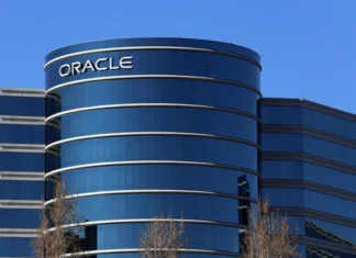 Oracle prepara nuevos despidos tras recortar 21 mil empleos por su transformación hacia la IA Oracle