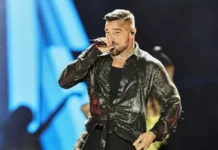 Ricky Martin regresa al cine en español con Hombre al agua, la nueva película de Gael García Bernal ricky martin