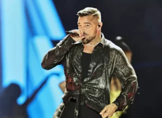 Ricky Martin regresa al cine en español con Hombre al agua, la nueva película de Gael García Bernal ricky martin