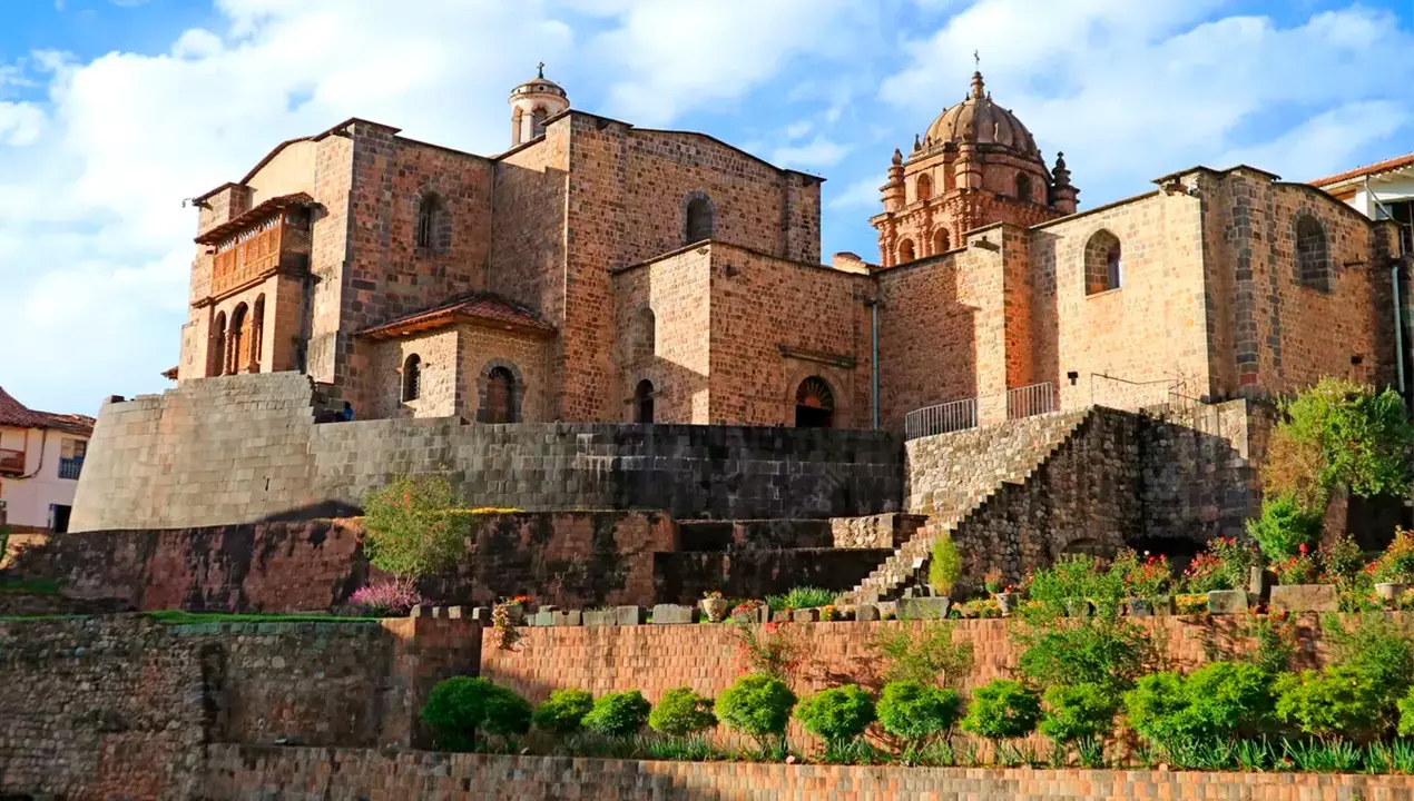Antigua y Cusco