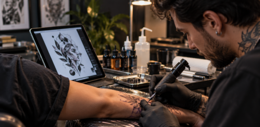 La IA llega a los tatuajes: así está cambiando la forma de trabajar de los artistas