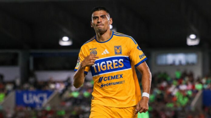 Guillermo Martínez Guillermo Martínez