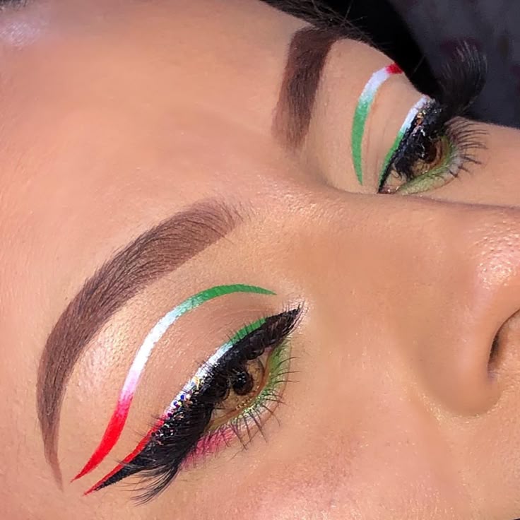 Ideas de maquillaje para las Fiestas Patrias