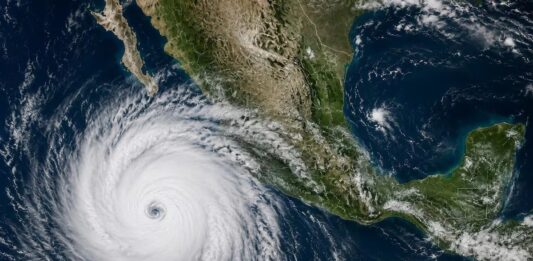 Norbert se forma lejos de Baja California; el noroeste mantiene pronóstico de lluvias Norbert