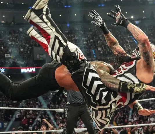 Penta cae ante Roman Reigns y se queda sin el Campeonato Mundial Pesado de WWE en CDMX Penta cae ante Roman Reigns y se queda sin el Campeonato Mundial Pesado de WWE en CDMX