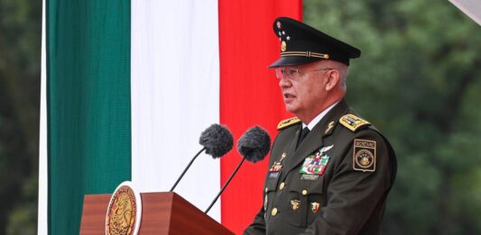 Trevilla llama a la unidad nacional y reivindica la soberanía en Chapultepec Ricardo Trevilla