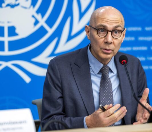 ONU exige garantías ante riesgos de la inteligencia artificial mientras México analiza su impacto infantil Volker Türk