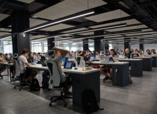 Investigan oferta de 12.9 millones de registros personales vinculados con call centers call centers