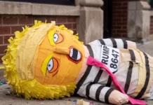 Protestas contra Trump e ICE irrumpen en el desfile mexicano de Nueva York desfile mexicano
