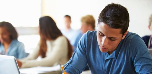 Jóvenes Escribiendo el Futuro abre registro: beca ofrece 5,800 pesos bimestrales jóvenes escribiendo el futuro