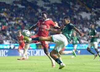 León vence 2-1 a Juárez con gol de Alvarado en el tiempo añadido León