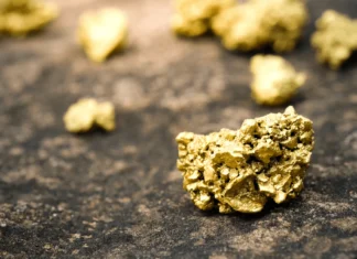 Oro venezolano llega a Estados Unidos, pero refinerías frenan su procesamiento por dudas sobre su origen oro