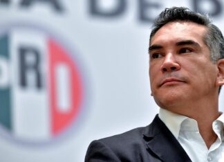 INE ordena retirar mensajes del PRI contra Morena por posible calumnia electoral PRI