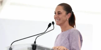 Protestas por ampliación del Puerto de Manzanillo interrumpen informe de Sheinbaum en Colima sheinbaum