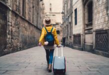 Viajar solo por primera vez: 11 destinos que combinan cultura, movilidad y aventura viaje solo
