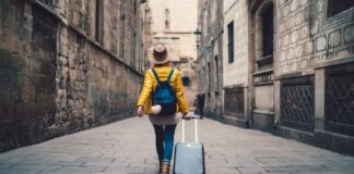 Viajar solo por primera vez: 11 destinos que combinan cultura, movilidad y aventura viaje solo