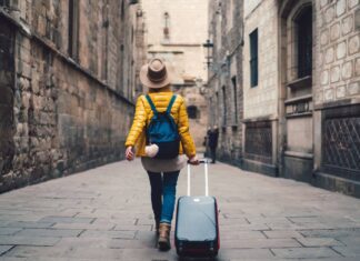Viajar solo por primera vez: 11 destinos que combinan cultura, movilidad y aventura viaje solo
