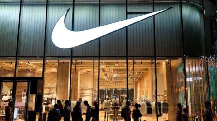 Nike pierde terreno en Wall Street: las razones detrás de su salida del S&P 100
