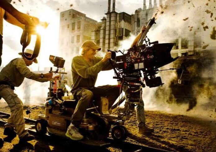 Michael Bay negocia su regreso a Transformers mientras Steven Spielberg toma el control creativo