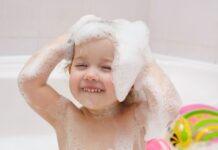 ¿Champú para bebé en el cabello de adultos? Esto dicen los expertos sobre su uso ¿Champú para bebé en el cabello de adultos? Esto dicen los expertos sobre su uso