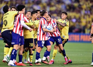 Chivas se impone al América en el Clásico Nacional amistoso Chivas se impone al América en el Clásico Nacional amistoso