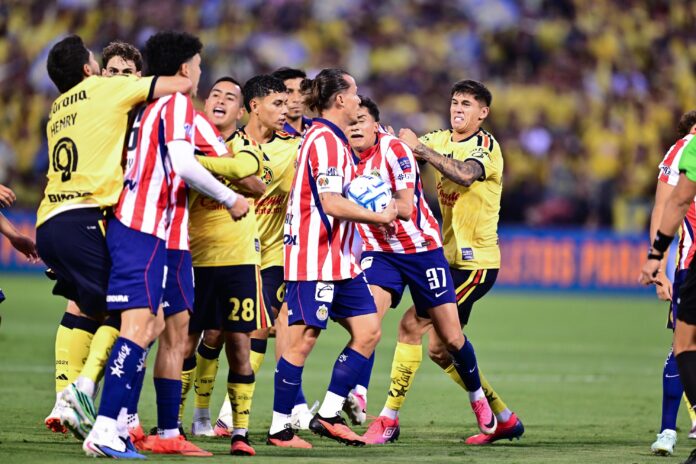 Chivas se impone al América en el Clásico Nacional amistoso Chivas se impone al América en el Clásico Nacional amistoso