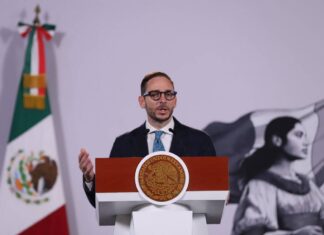México utilizará inteligencia artificial para mejorar el abasto de medicamentos en hospitales públicos a partir de enero México