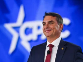 Flávio Bolsonaro desiste de impugnar elecciones en Brasil y su partido reconoce triunfo de Lula da Silva Flávio Bolsonaro