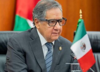 Higinio Martínez pide unidad en Morena ante selección de aspirantes para elecciones de 2027 Higinio Martínez