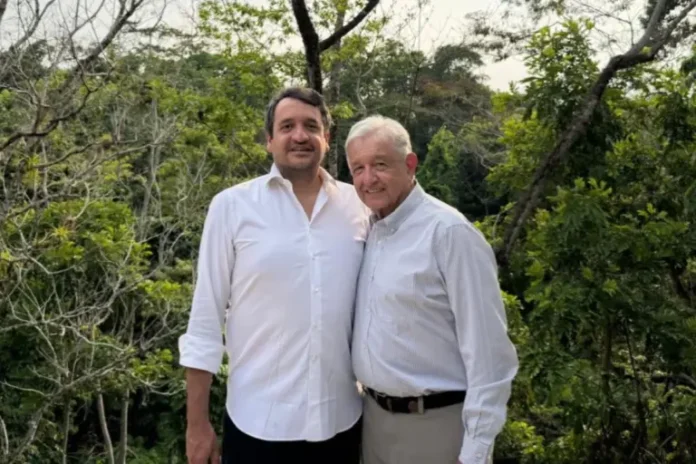 López Obrador y Andy Beltrán López Obrador