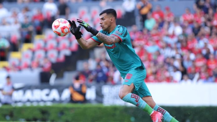 Luis García seguirá con Toluca hasta 2029 tras renovar su contrato