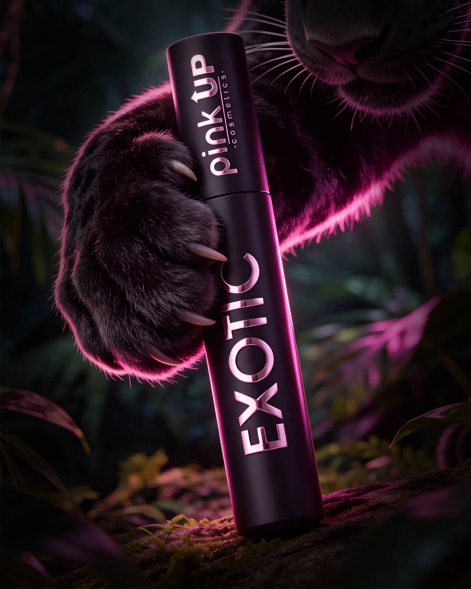 Lupita Villalobos presenta Exotic Mascara, su nueva colaboración con la marca mexicana Pink Up Cosmetics
