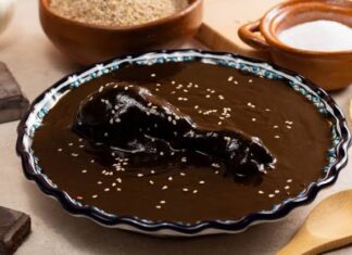 Mole negro oaxaqueño: ingredientes, preparación y consejos para cocinarlo en casa Mole negro oaxaqueño: ingredientes, preparación y consejos para cocinarlo en casa