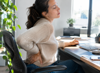 Lumbalgia en México: por qué aumenta el dolor lumbar y cómo cuidar la espalda