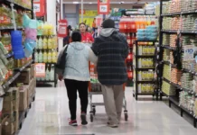 Profeco explica cómo denunciar discriminación en supermercados por apariencia física o forma de vestir PROFECO