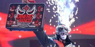 Penta lleva el “Cero Miedo” al maletín de Money in the Bank con un diseño personalizado Penta lleva el “Cero Miedo” al maletín de Money in the Bank con un diseño personalizado