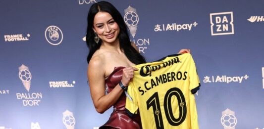 Scarlett Camberos ocupa el puesto 21 en el Balón de Oro 2026 y hace historia para el futbol mexicano Scarlett Camberos ocupa el puesto 21 en el Balón de Oro 2026 y hace historia para el futbol mexicano