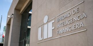 UIF bloquea cuentas de 21 personas tras sanciones financieras de Estados Unidos UIF