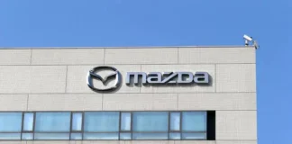 Mazda desarrolla biodiésel producido con microalgas para abastecer sus autos diésel desde fábrica Mazda