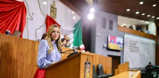 Perla Villarreal deja al PRD y se incorpora al PRI; Congreso de Nuevo León queda en triple empate Perla Villarreal