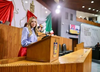 Perla Villarreal deja al PRD y se incorpora al PRI; Congreso de Nuevo León queda en triple empate Perla Villarreal